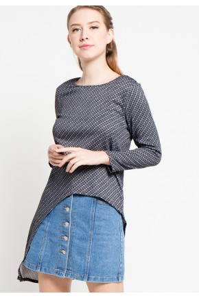 Trudy Knit Top in Black-White