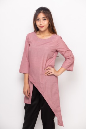 Eris Assymetrical Long Top In Red