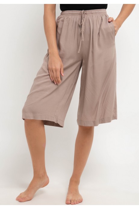 Swithin Lounge Short Pants in Khaky Swithin Lounge Short Pants in Khaky